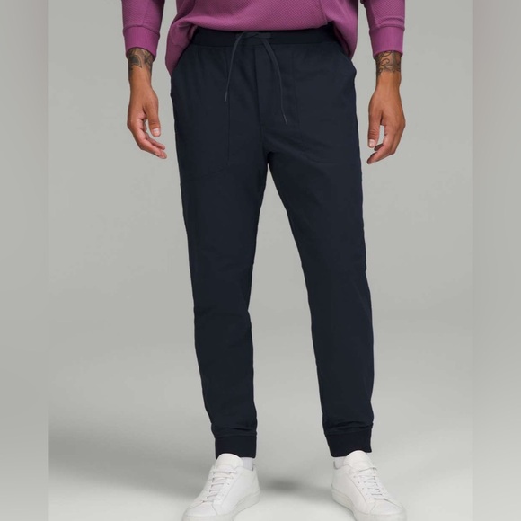 Lululemon ABC Jogger Tall - Picture 1 of 3